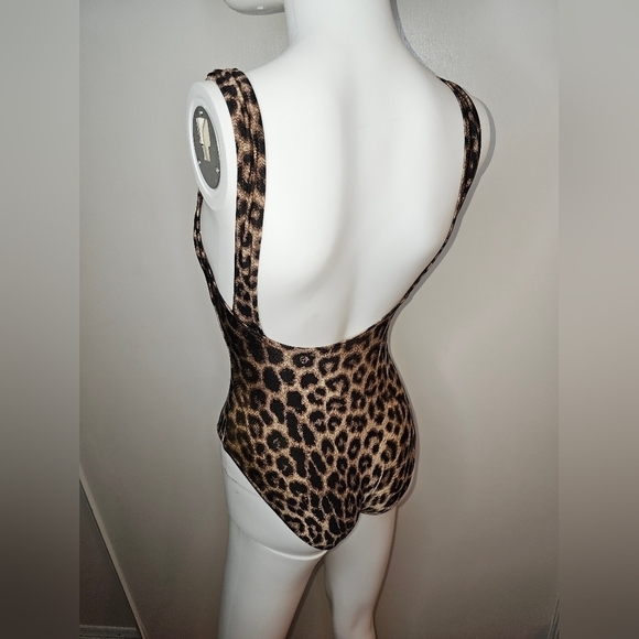 Shreanu Activity Swimsuit - Picture 4 of 16